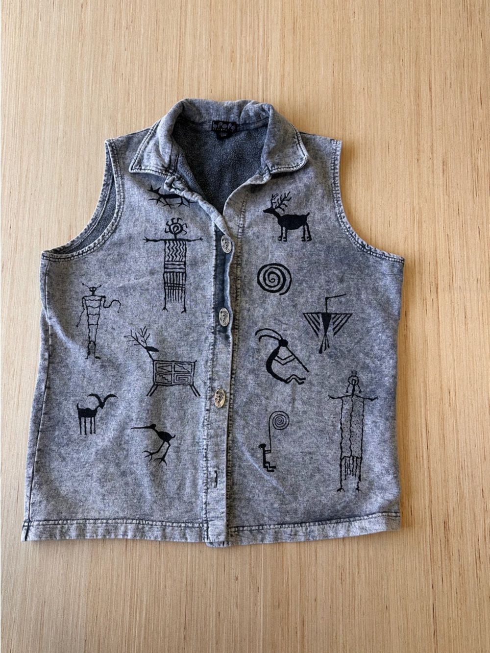 Women's Grey Sleeveless Button Front Vest with Tribal Motif